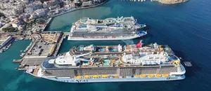 4 Kruvaziyer Birden Yanaştı: Kuşadası'na 11 Bin 811 Turist Geldi