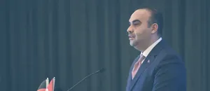 Bakan Kacır'dan Alman otomotiv şirketlerine Türkiye'ye yatırım çağrısı: