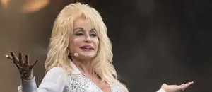 Dolly Parton Estate in Feud with Nephew over Alleged ‘Warfare’ Threats
