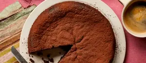 Helen Goh’s Recipe for Flourless Walnut, Date and Espresso Cake | The Sweet Spot