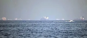 Karadeniz'de Yük Gemisine İHA Saldırısı: Yaralılar Arasında Türkler de Var