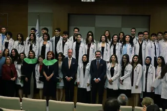 Atılım Üniversitesinde "Beyaz Önlük Giyme Töreni" gerçekleştirildi