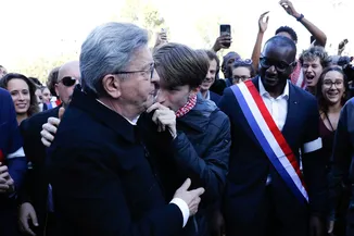 Elwan B., el Joven A la Sombra de Mélenchon Que Agita las Masivas Protestas Estudiantiles en Francia