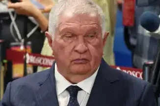 Еще два НПЗ «Роснефти» остановились из-за налетов БПЛА