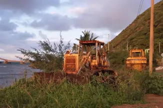 Exploitation du Nickel en Nouvelle-Calédonie : Le Revers de la Médaille