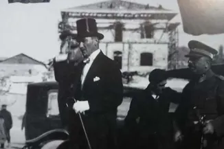 Tarihin Ardında Kalan Atatürk Fotoğrafları: Yeni Buluntular ve Anlam Katmanları