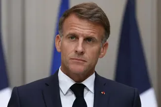 Hausse des Prix à la Pompe, Menace Russe... Emmanuel Macron S'Exprime sur TF1 et France 2