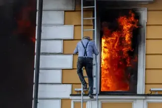 I Went Curtain Shopping During a Kyiv Air Raid. And Not Because I’M ‘Resilient’ | Diana Berg