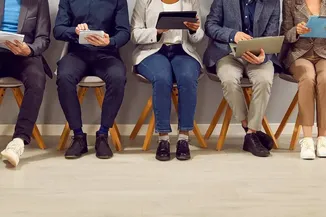 İş Arama Sürecinde Yeni Kavram "Doomjobbing": Çok Başvuru Neden İşe Yaramayabilir?