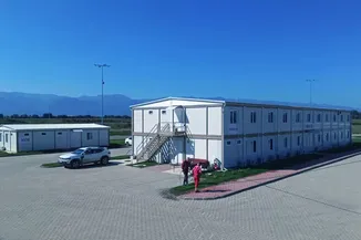 Karmod, Romanya'da otoyol projesi için konteyner şantiye yapıları kurdu