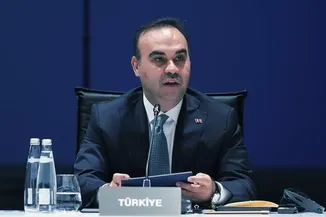 Sanayi ve Teknoloji Bakanı Kacır, Uluslararası Sıfır Atık Forumu'nda konuştu: