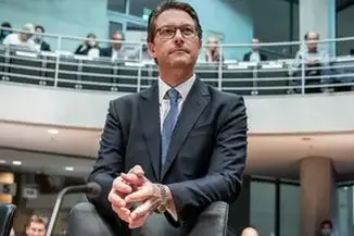 Scheuer Angeklagt: Ein Politprozess, Wie Es Ihn Noch Nie Gab