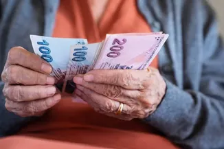 SSK ve Bağ-Kur Emeklileri İçin 4 Zam Senaryosu: En Düşük Emekli Maaşı Ne Kadar Olacak?