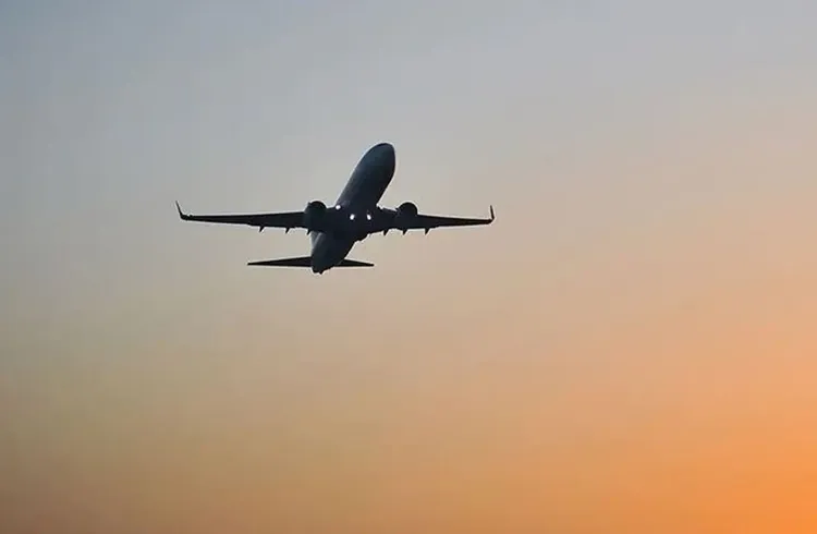 ABD Yaptırımları Sonrası İran ile BAE Arasındaki Uçuşlar İptal Edildi