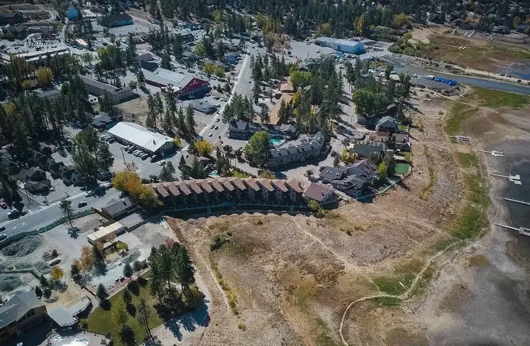 ABD'li milyarder buraya akın ediyor: Milyonlarca dolarlık malikaneler kapış kapış