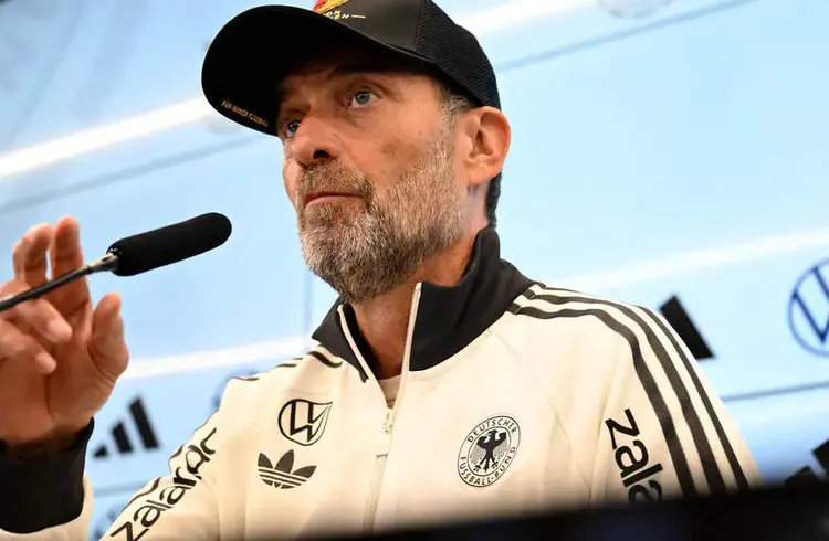 Allemagne, Pays-Bas, France : L'Entrée en Lice des Nouveaux Sélectionneurs