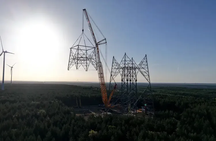 Dünyanın En Yüksek Rüzgar Türbini Almanya'da Tamamlandı