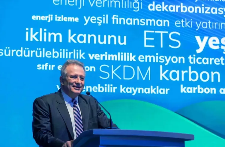Enerji ve Sanayi sektörleri III. Yeşil Enerji Zirvesi'nde buluştu