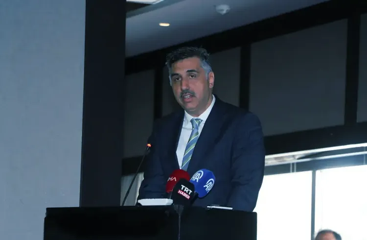 Erzurum'da "Binalarda Enerji Verimliliği Bölgesel Eğitimleri" semineri düzenlendi Erzurum'da "Binalarda Enerji Verimliliği Bölgesel Eğitimleri" semineri düzenlendi