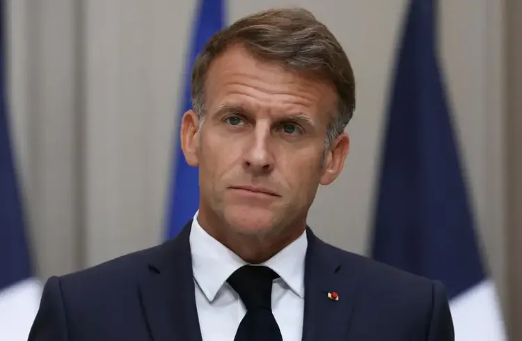 Hausse des Prix à la Pompe, Menace Russe... Emmanuel Macron S'Exprime sur TF1 et France 2