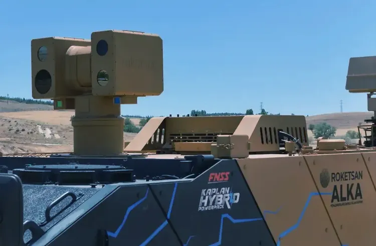 IDEF 2025'E DOĞRU - Türkiye'nin lazer silahı ALKA, hibrit KAPLAN'la avlayacak IDEF 2025'E DOĞRU - Türkiye'nin lazer silahı ALKA, hibrit KAPLAN'la avlayacak