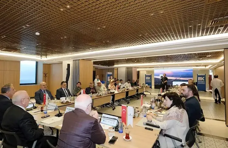 Küresel Ticaretin Rotası İstanbul'da Çiziliyor