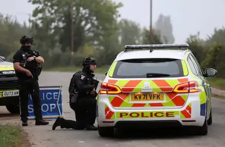 La Policía Antiterrorista del Reino Unido Detiene A UN Británico-Iraní Conectado con el Incidente de la Base Militar de Fairford