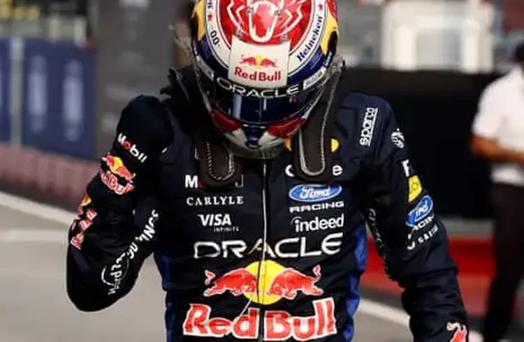 Max Verstappen Claims First Pole Position of Season at Bahrain GP in Malaysia