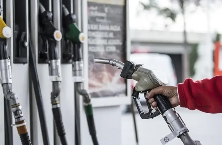 Motorine 4,09 Lira İndirim Bekleniyor: Fiyatlar Yeniden 100 Liranın Altına İnecek