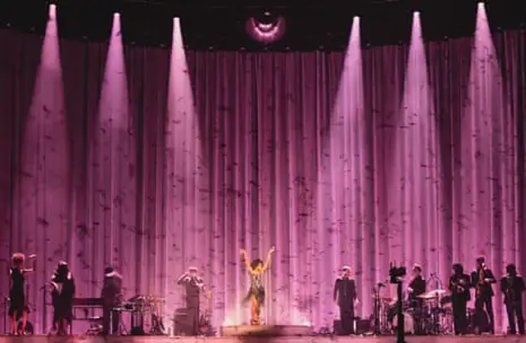 Olivia Dean Review – A Powerful, Affirming Night with a Pop Star at the Height of Her Powers