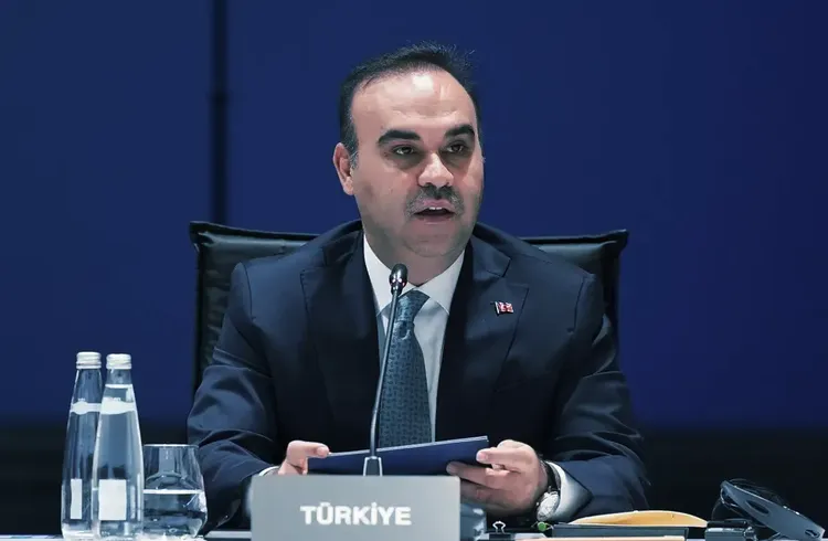 Sanayi ve Teknoloji Bakanı Kacır, Uluslararası Sıfır Atık Forumu'nda konuştu: Sanayi ve Teknoloji Bakanı Kacır, Uluslararası Sıfır Atık Forumu'nda konuştu: