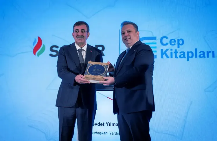 SOCAR Türkiye, bilgiye erişimde fırsat eşitliğini hedefleyen Cep Kitapları Projesi'ni tanıttı