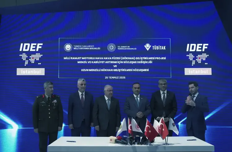 TÜBİTAK milli ramjet motorlu hava-hava füzesi GÖKHAN'ı ilk kez sergiledi