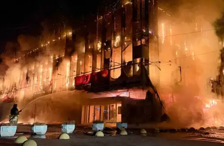 Ukraine War Briefing: Sanctions Must Continue, EU’s Top Diplomat Stresses, as Russian Attacks Kill Five