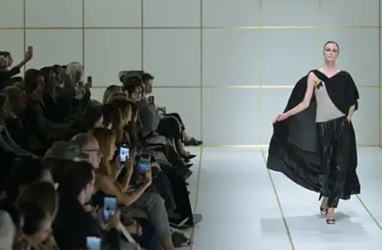 With Turbulence All Around, Armani Plays It Safe and Easy in Milan