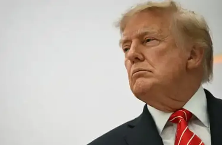 Zelenskyy Furious as Trump Announces Deal to Buy Russian Diesel