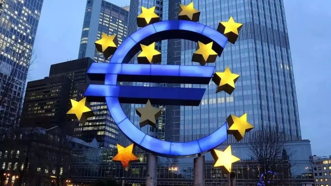 Euro Bölgesi'nde İmalat PMI 45 Ayın Zirvesinde