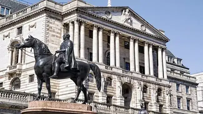 İngiltere Merkez Bankası Politika Faizinde Değişiklik Yapmadı