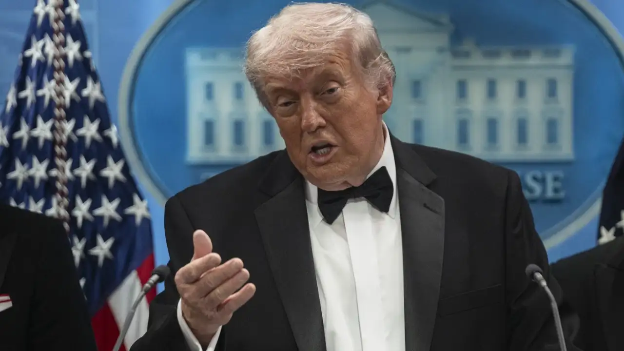 Trump'tan Dikkat Çeken Açıklama! 'İran Çöküş Aşamasında'